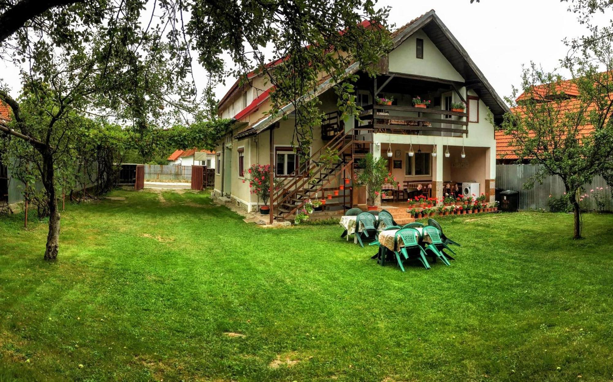 Casa Popa Hotel Cîrţişoara Екстериор снимка